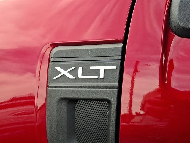 Certified 2025 Ford Maverick XLT w/ Equipment Group 301A AWD/4WD image 31