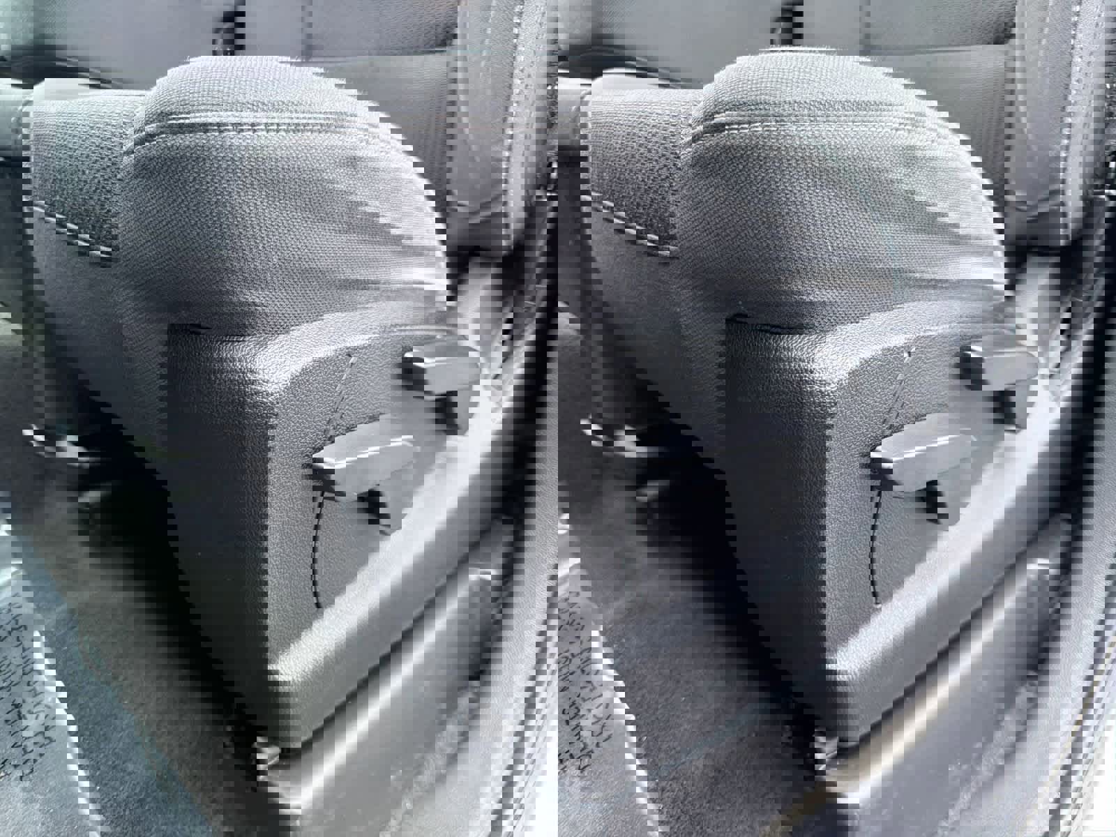 Used 2018 Chevrolet Silverado 1500 LT image 18