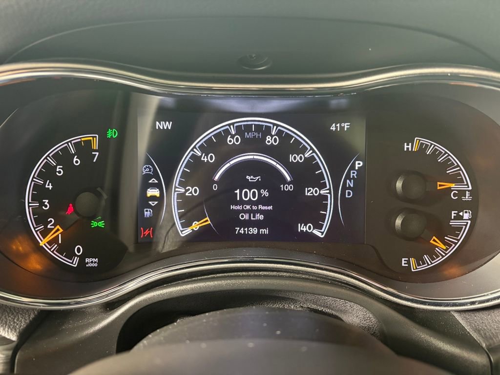 Used 2019 Jeep Grand Cherokee Limited w/ Luxury Group II image 17