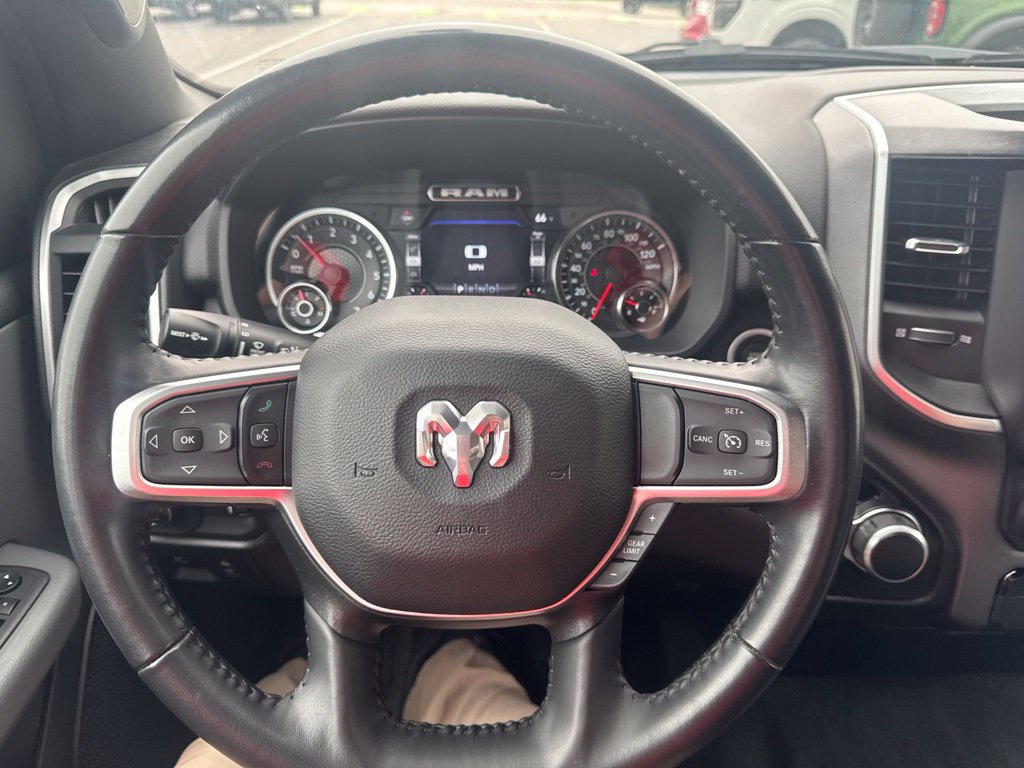 Used 2022 RAM 1500 Big Horn AWD/4WD image 16