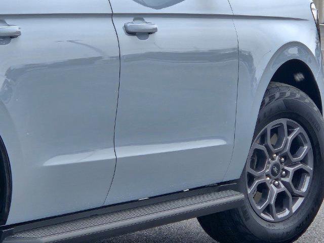Certified 2025 Ford Expedition Active AWD/4WD image 15