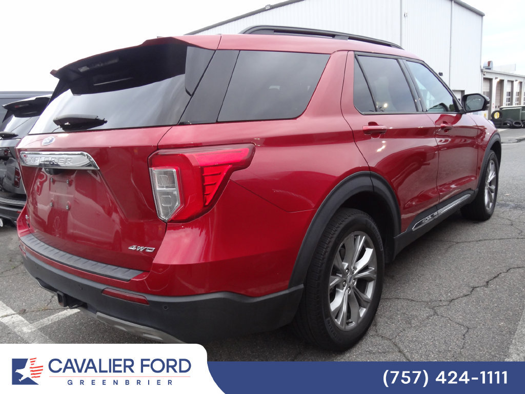 Certified 2022 Ford Explorer XLT w/ Equipment Group 202A AWD/4WD image 5