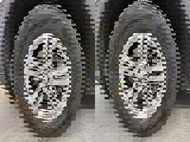 Certified 2020 Ford Explorer XLT image 2