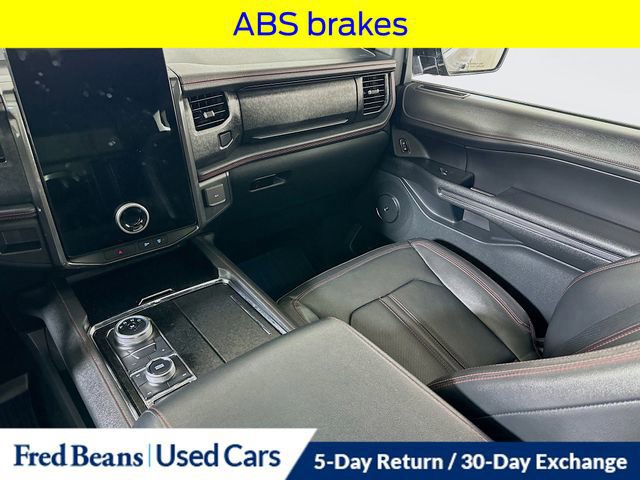 Certified 2022 Ford Expedition Limited image 32