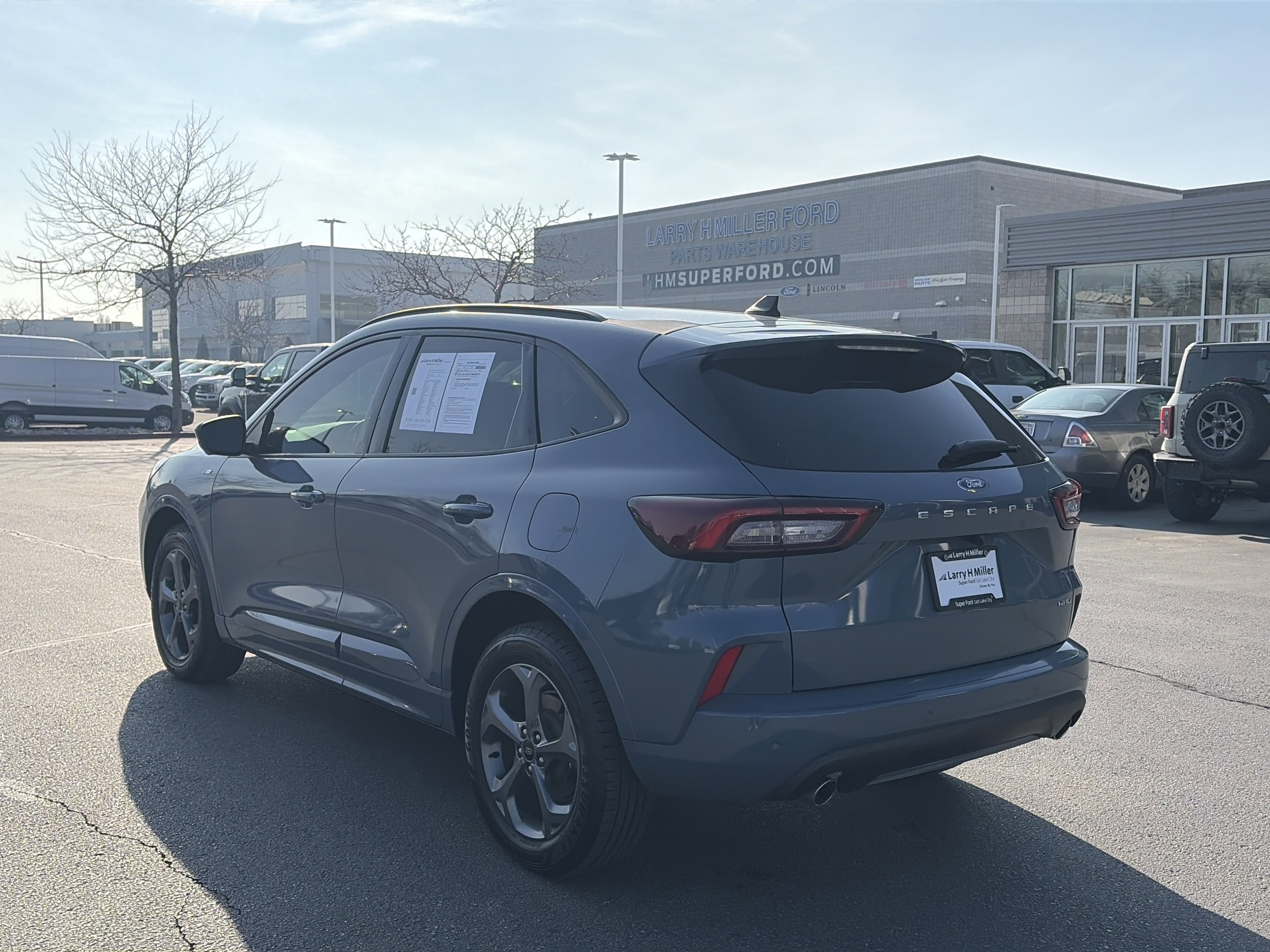 Certified 2023 Ford Escape ST-Line Select w/ Tech Pack #2 image 3