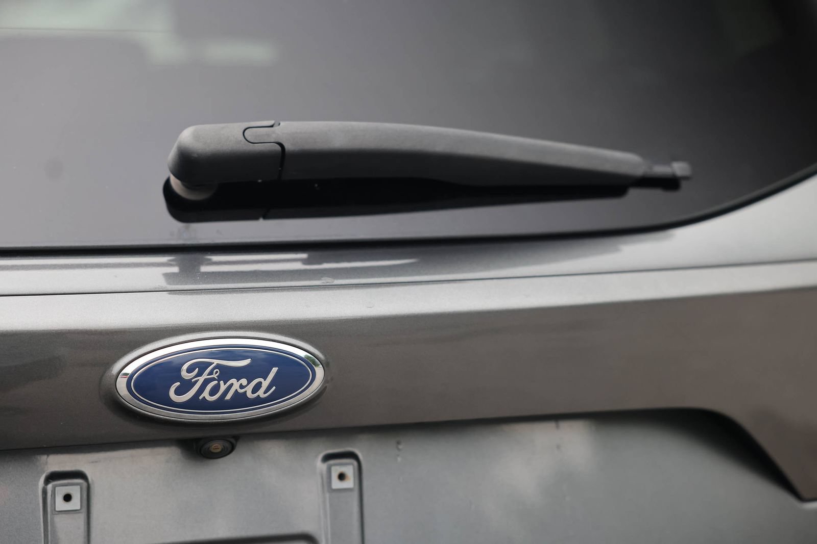 Certified 2017 Ford Escape SE AWD/4WD image 29