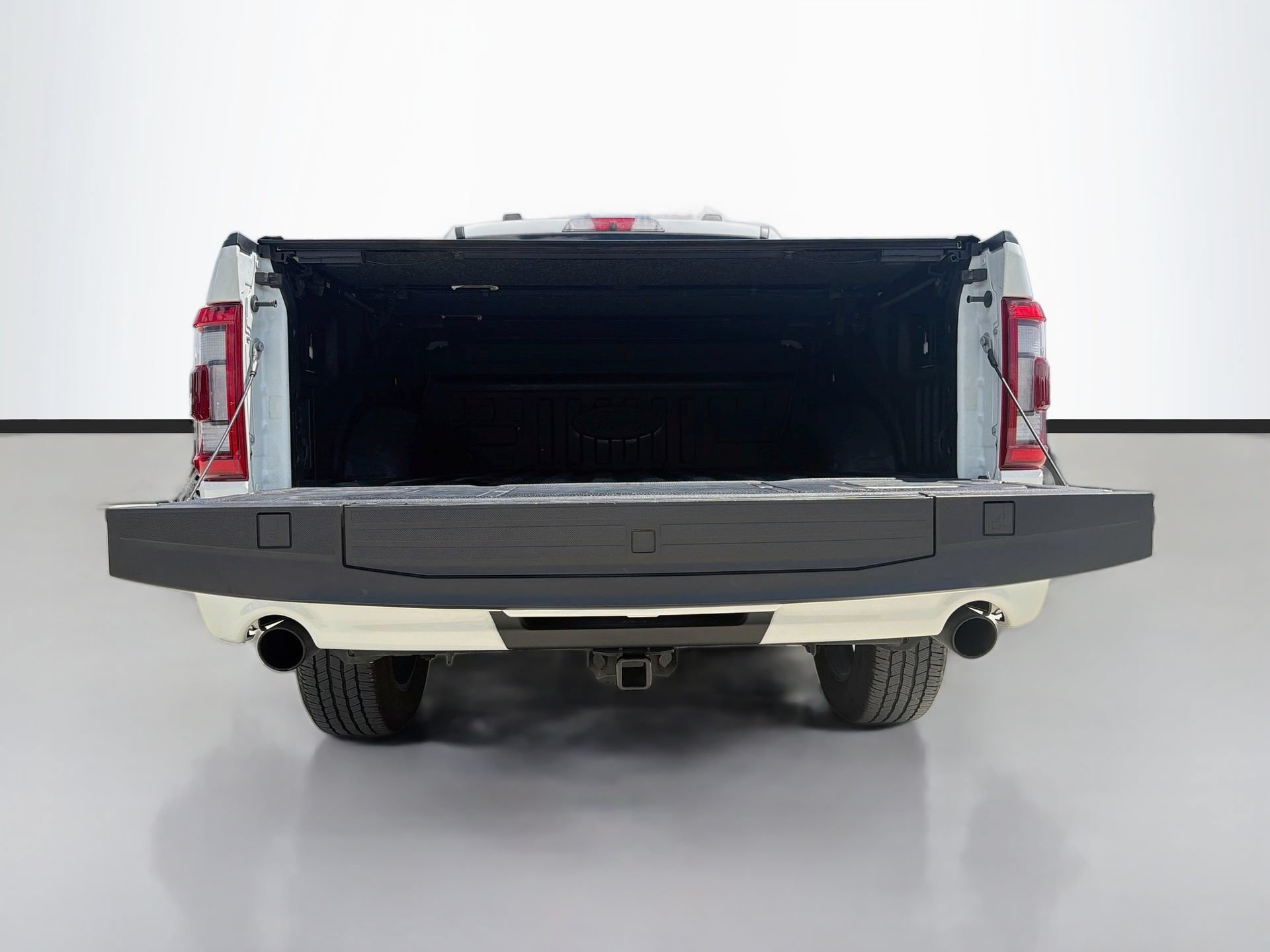 Certified 2022 Ford F150 Platinum w/ Equipment Group 701A High AWD/4WD image 28