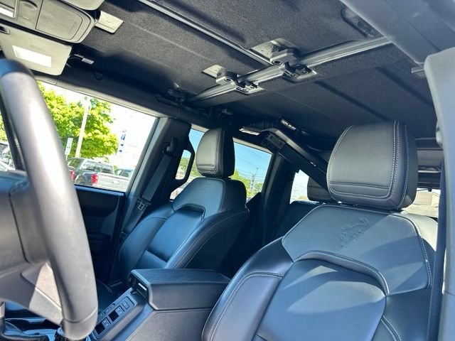 Certified 2025 Ford Bronco Outer Banks w/ Sasquatch Package AWD/4WD image 30