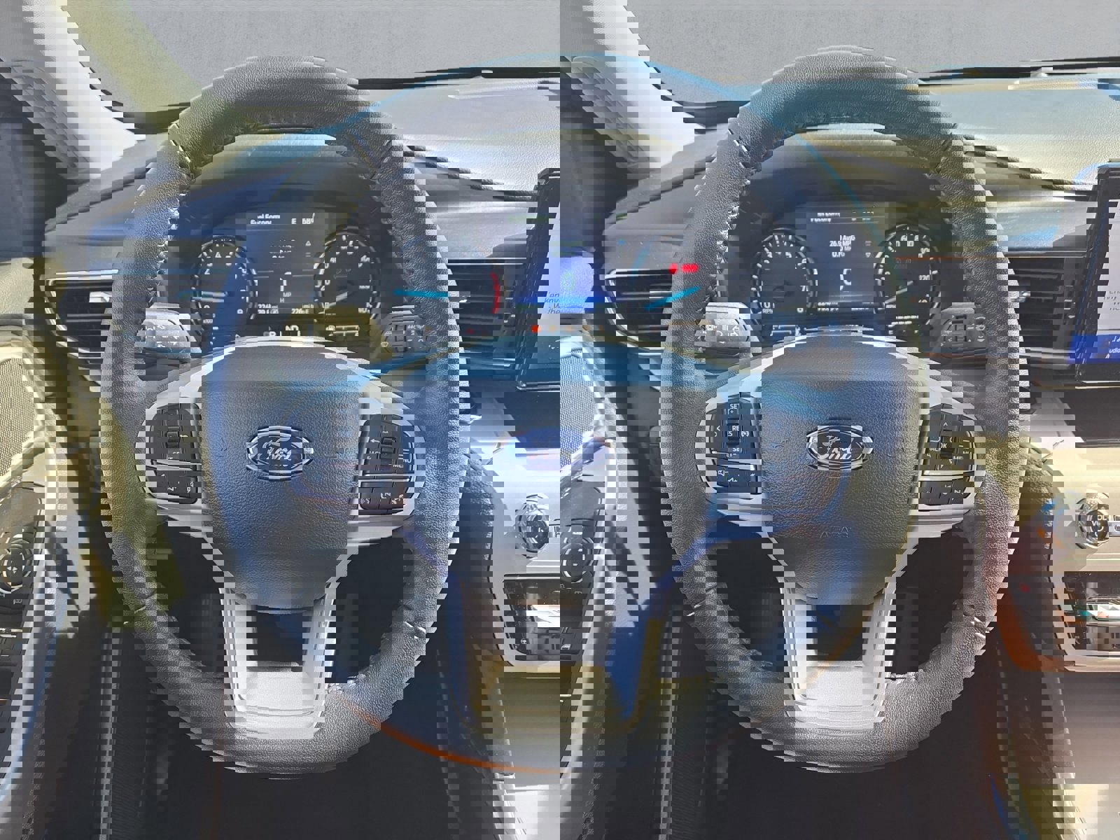 Certified 2023 Ford Explorer XLT w/ Equipment Group 202A image 13