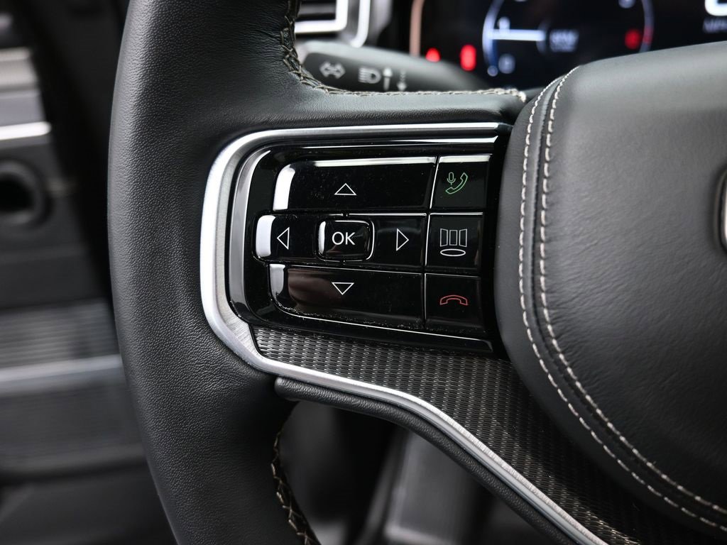 Used 2023 Jeep Grand Wagoneer Series II w/ Quick Order Packagew 28T image 32