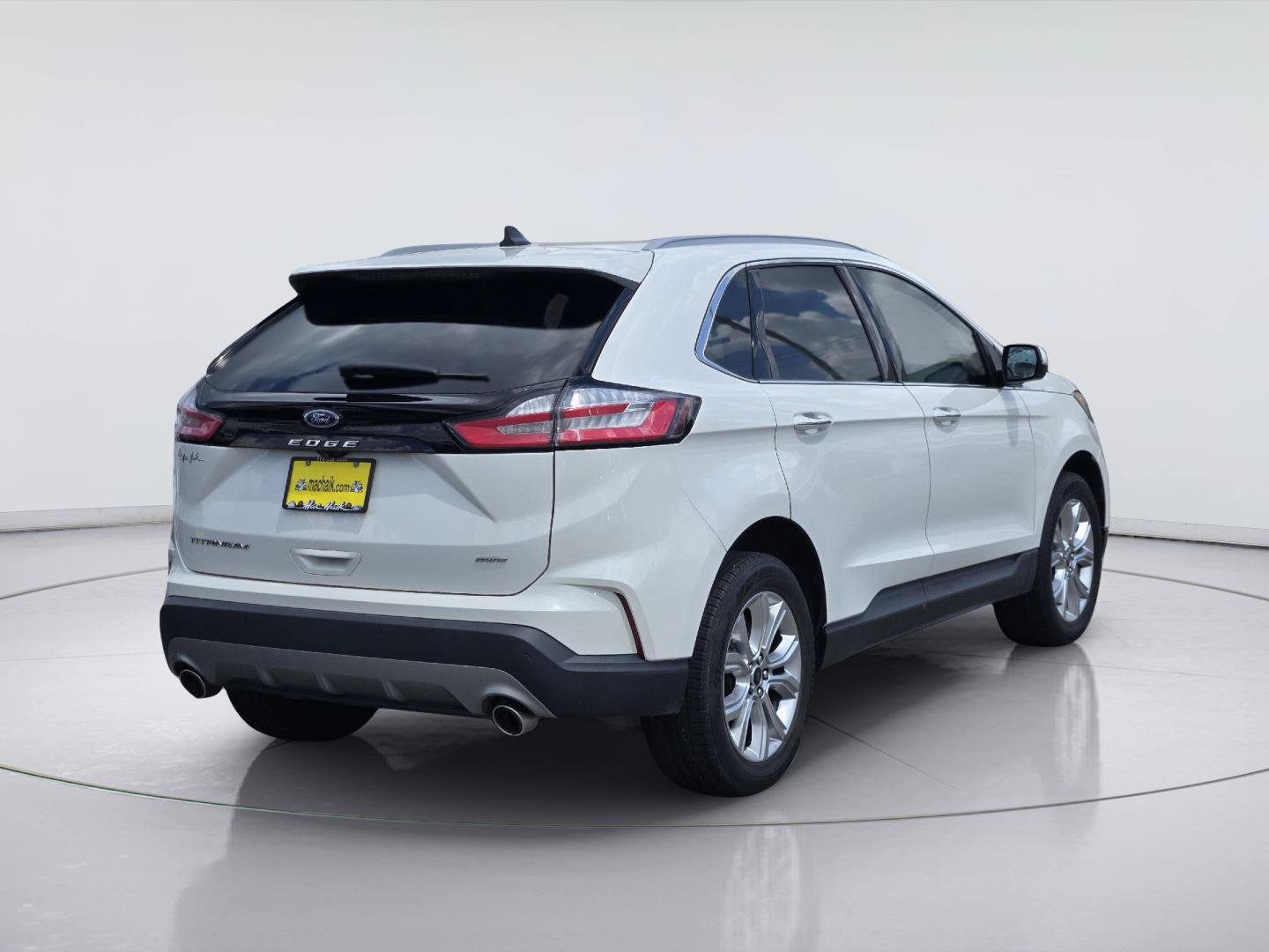 Certified 2023 Ford Edge Titanium AWD/4WD image 8