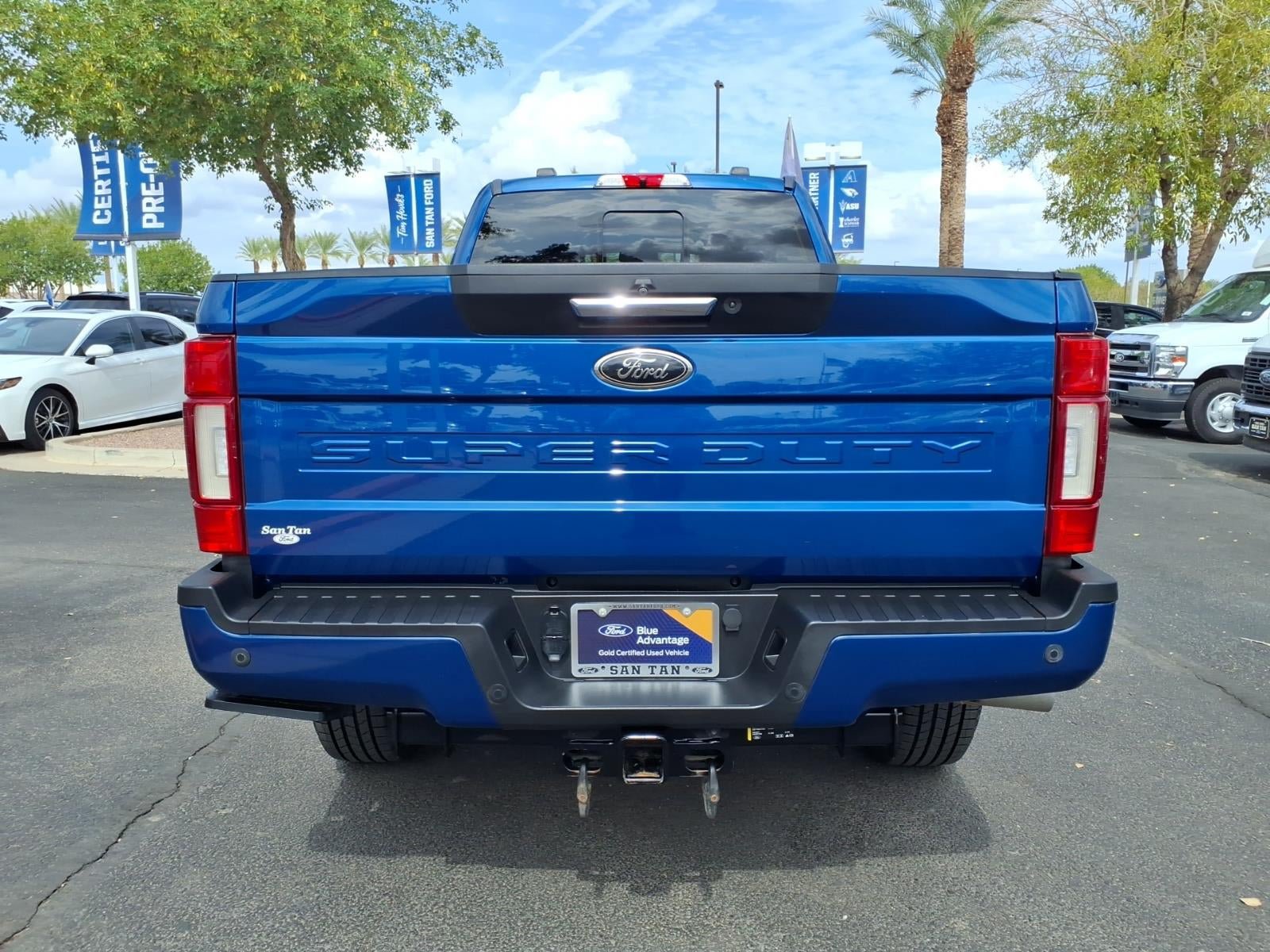 Certified 2022 Ford F350 Lariat w/ Black Appearance Package AWD/4WD image 5