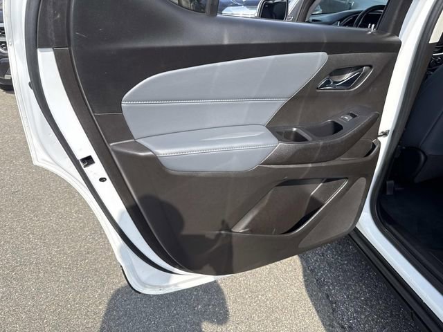 Used 2021 Chevrolet Traverse LT image 19