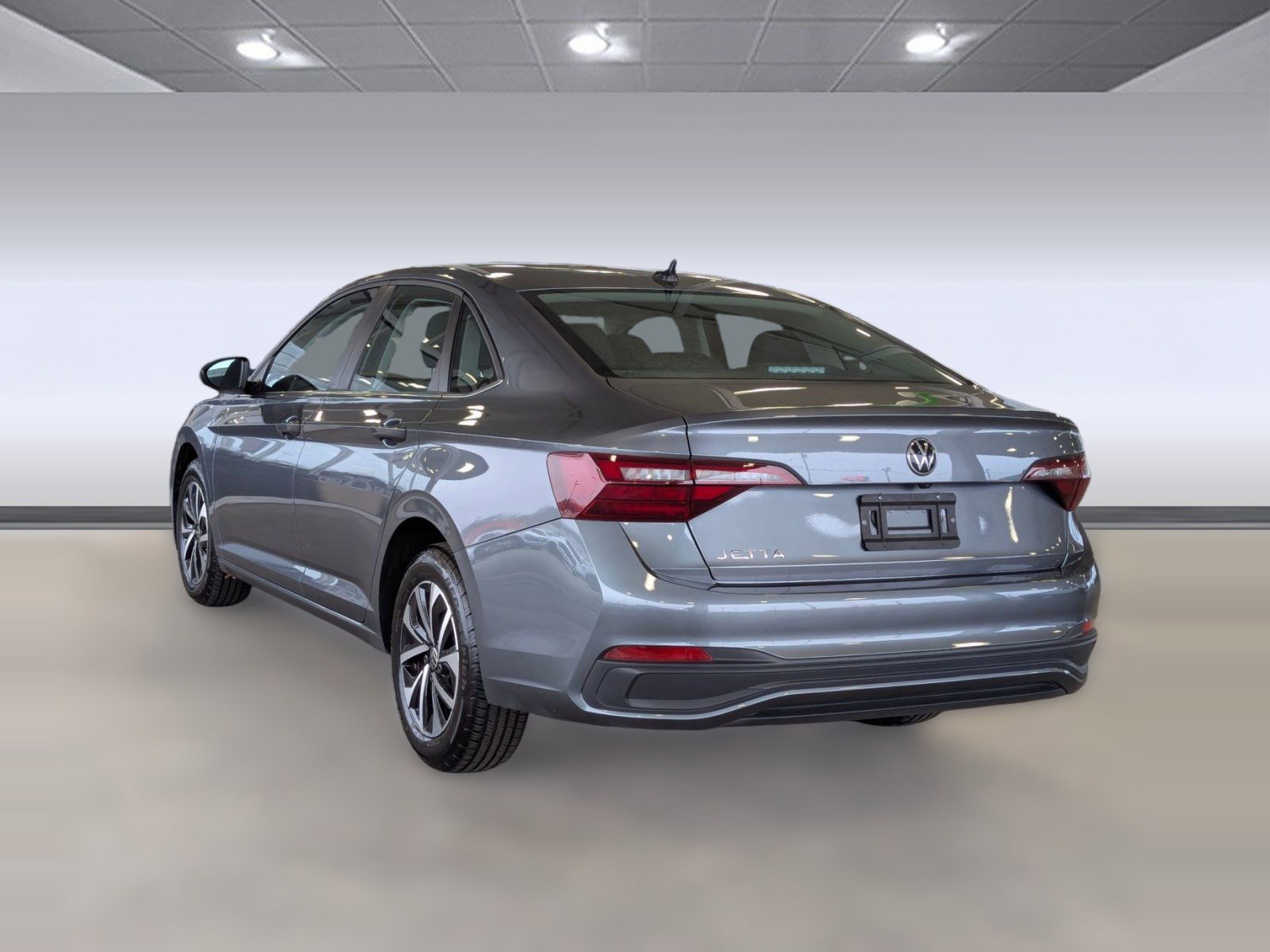 Used 2024 Volkswagen Jetta S image 3