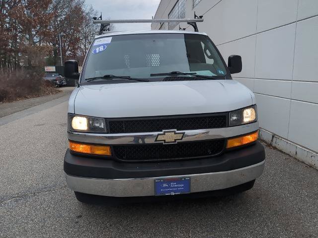 Used 2018 Chevrolet Express 2500 w/ Driver Convenience Package image 3