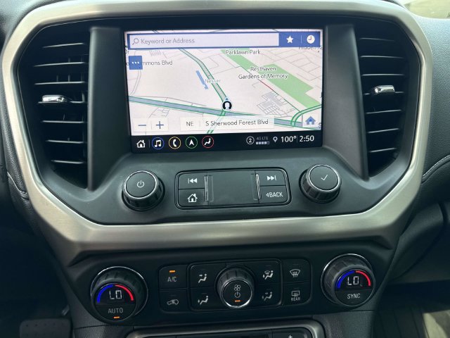 Used 2021 GMC Acadia Denali w/ Denali Ultimate Package AWD/4WD image 26