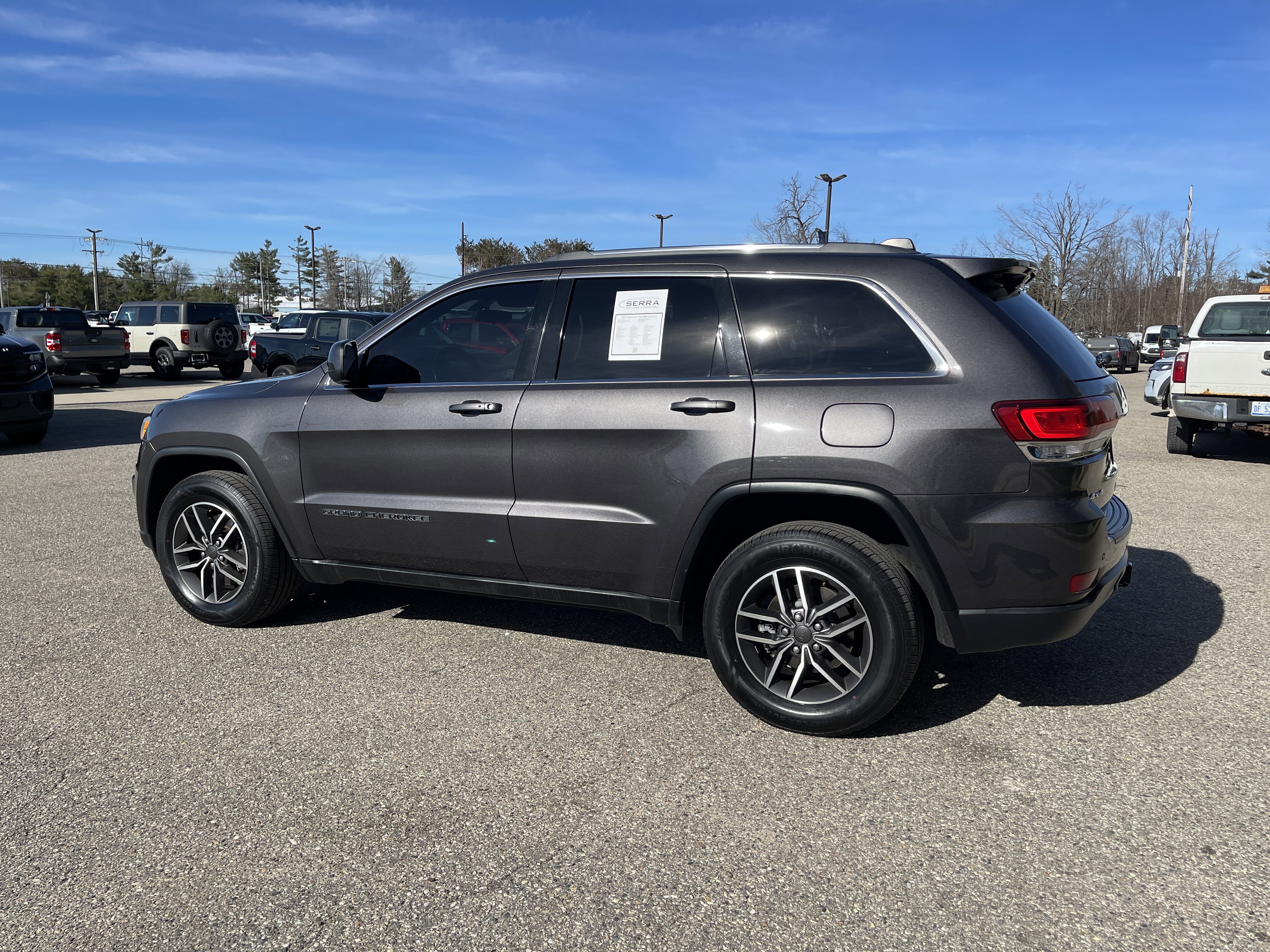 Used 2021 Jeep Grand Cherokee Laredo w/ Trailer Tow Group IV AWD/4WD image 6