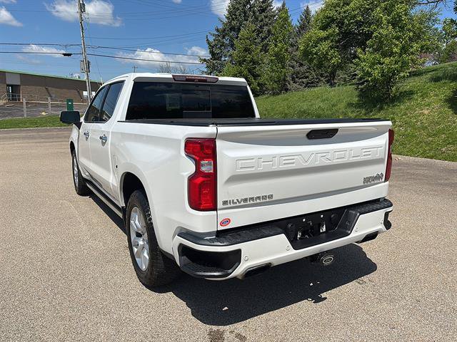 Used 2019 Chevrolet Silverado 1500 High Country w/ High Country Premium Package AWD/4WD image 2