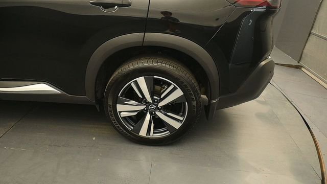 Used 2023 Nissan Rogue SL AWD/4WD image 9
