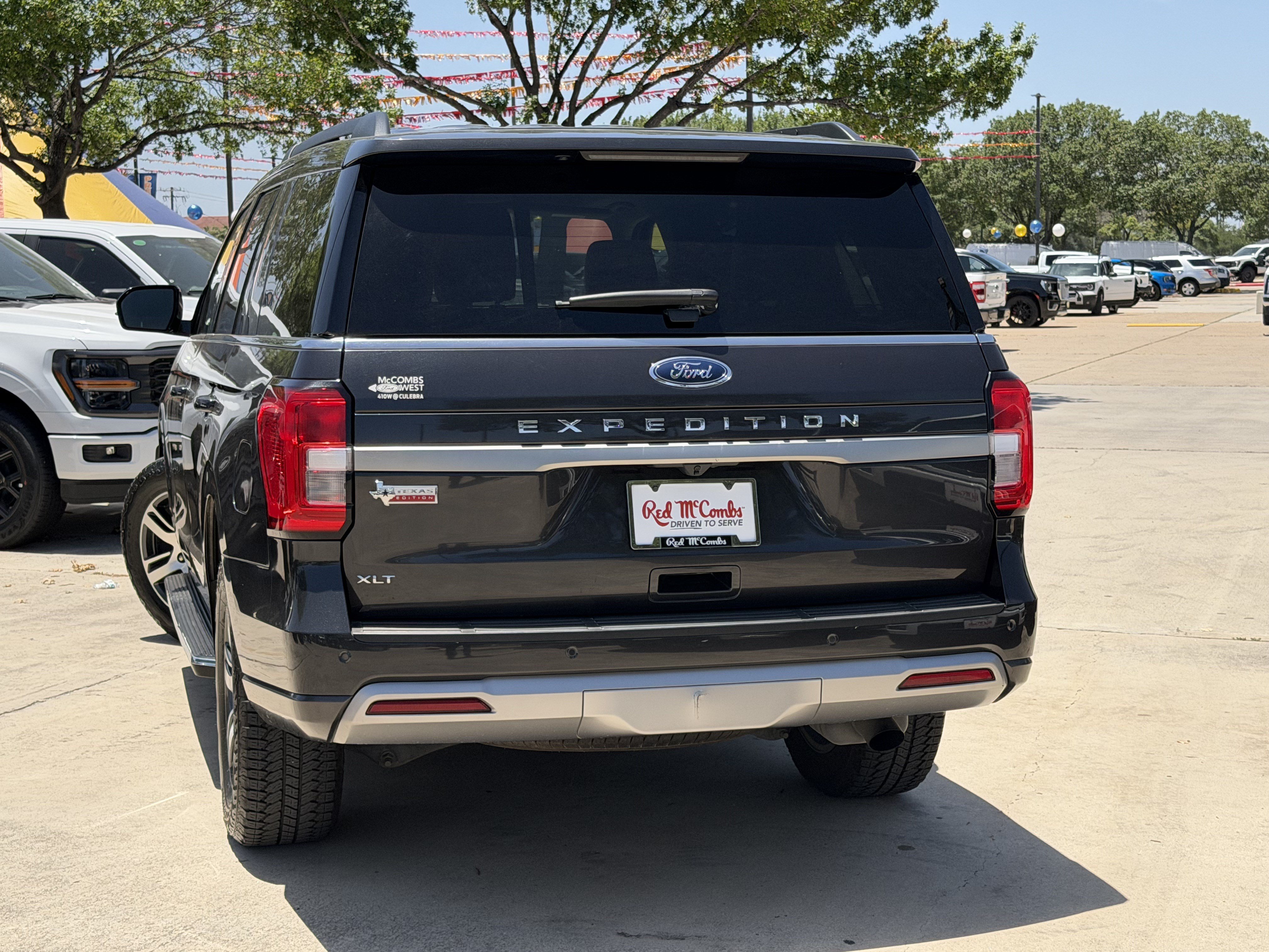 Certified 2023 Ford Expedition XLT RWD image 6
