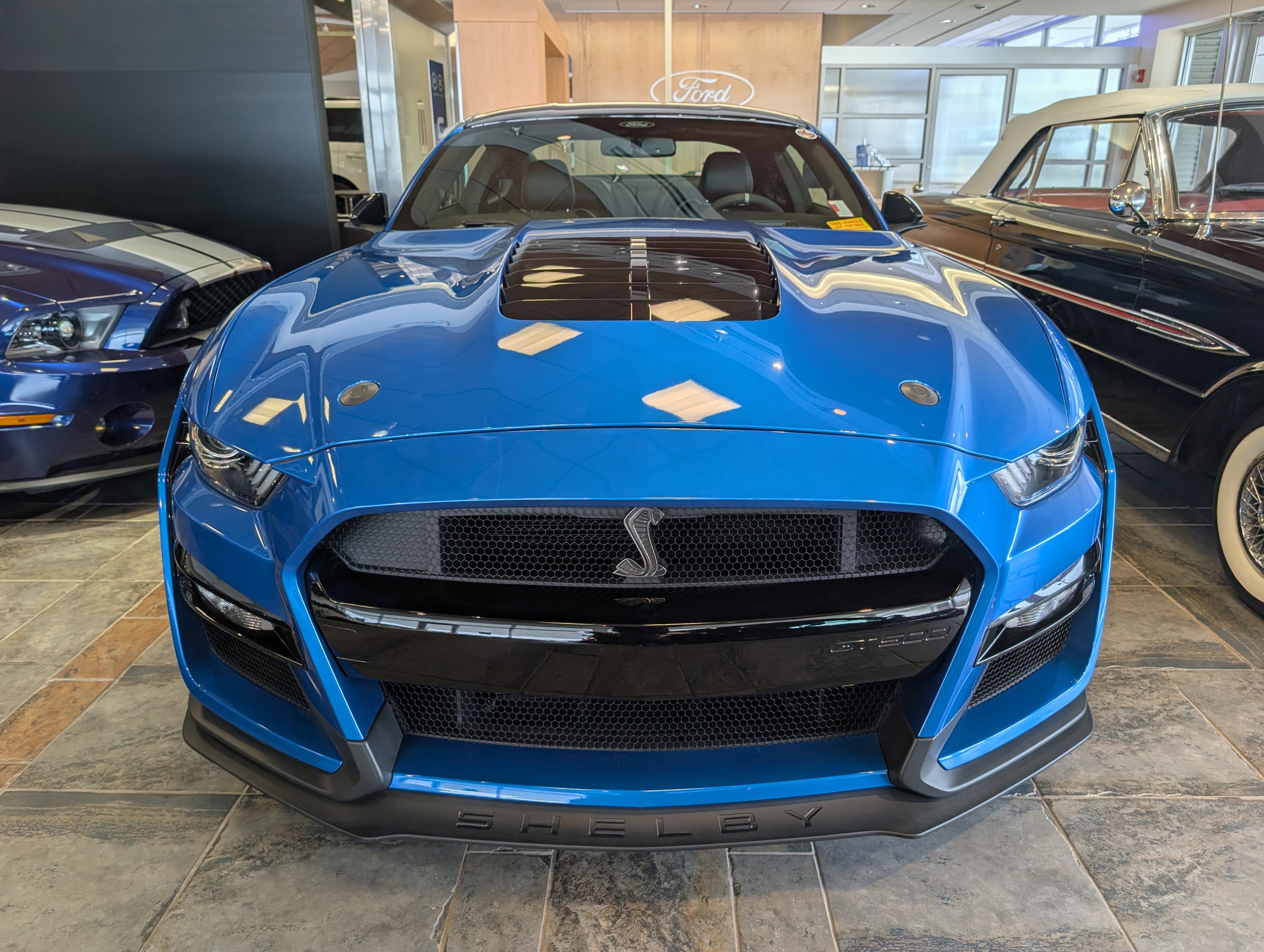Certified 2021 Ford Mustang Shelby GT500 w/ Technology Package RWD image 8