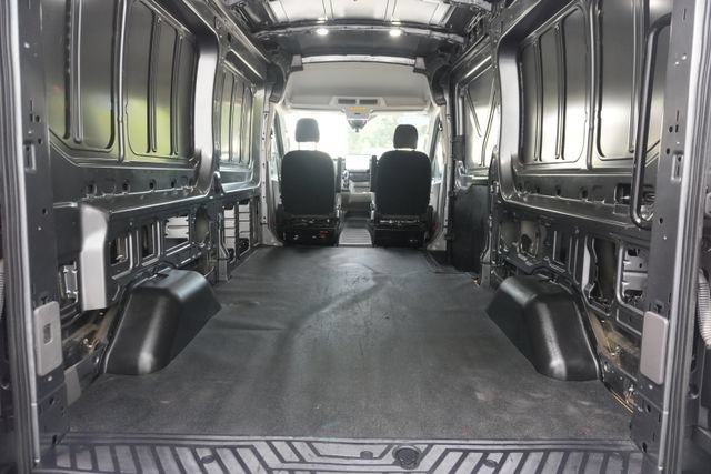 Certified 2024 Ford Transit 250 148 Medium Roof Extended AWD image 25