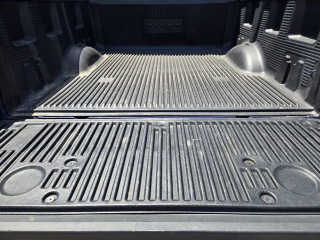 Used 2024 Nissan Titan SV w/ SV Convenience Package RWD image 30