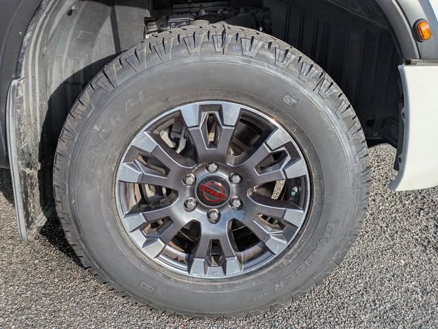 Used 2023 Nissan Titan PRO-4X image 11