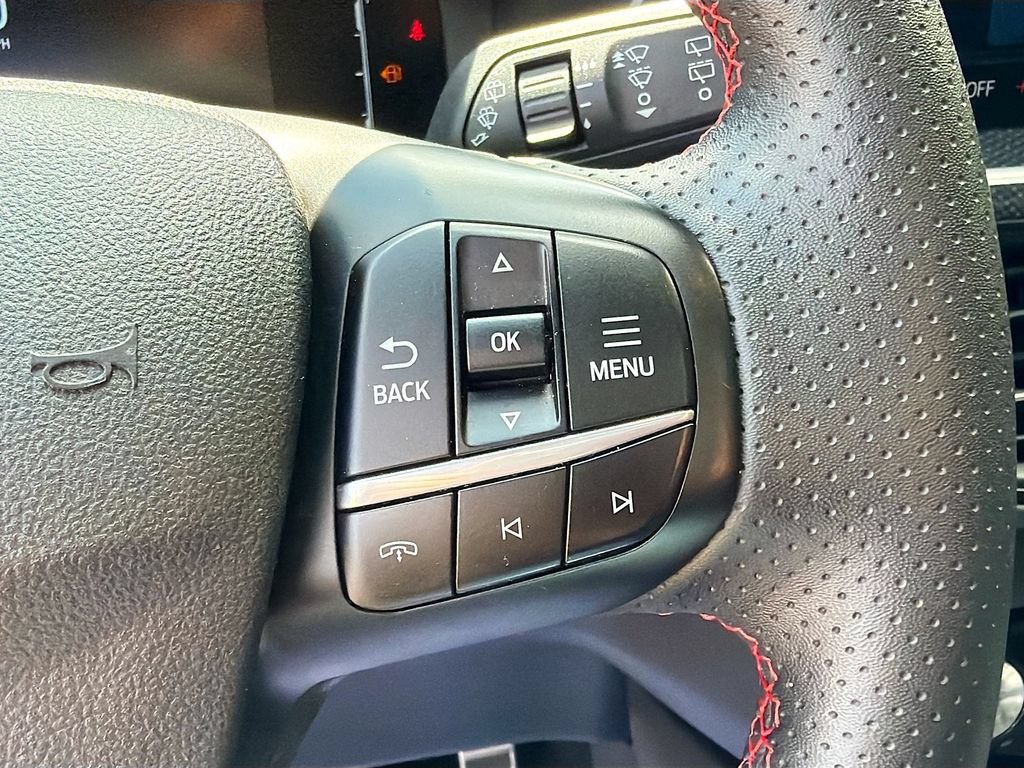 Certified 2024 Ford Escape ST-Line w/ Tech Pack #1 AWD/4WD image 13
