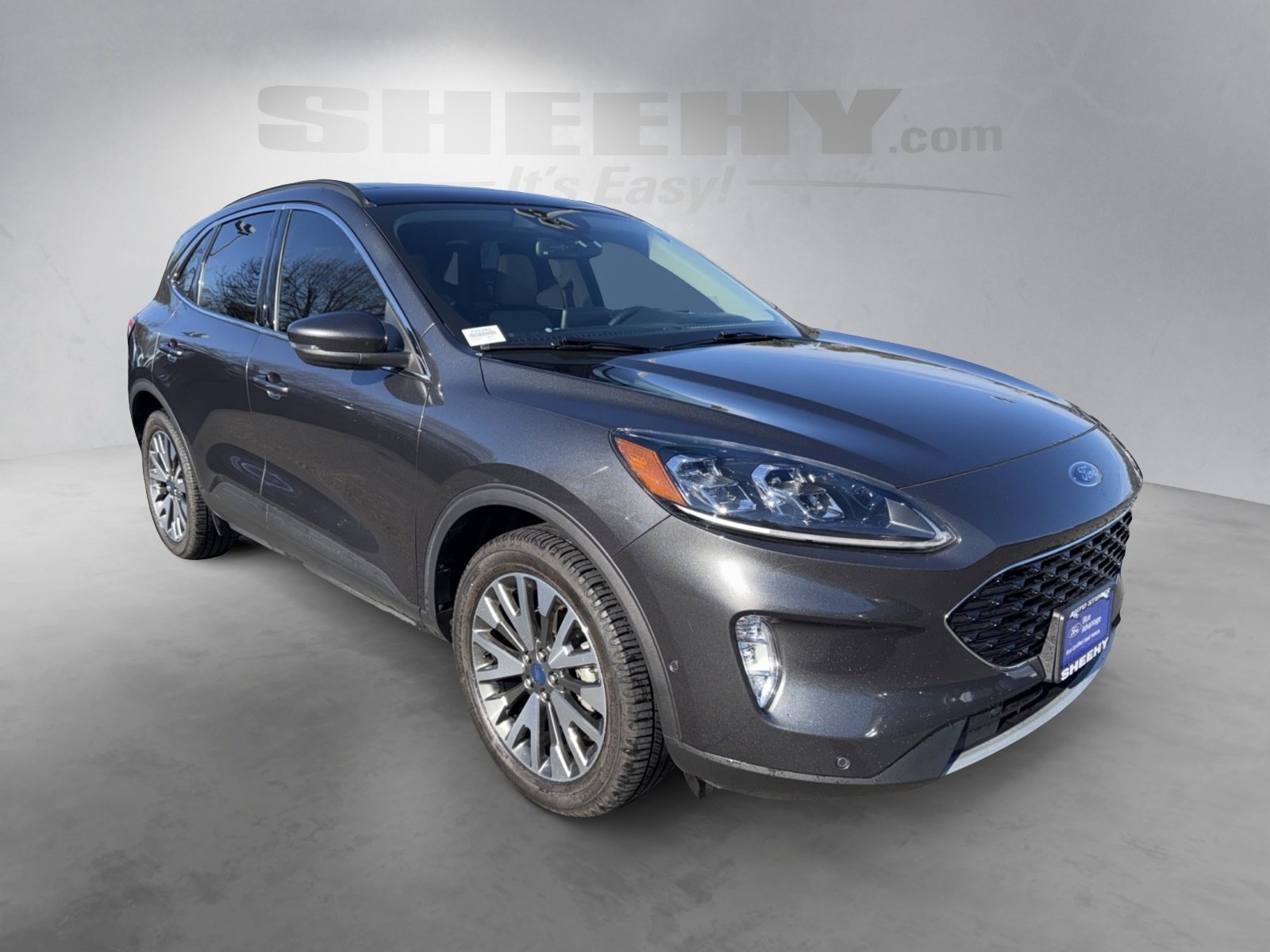 Certified 2020 Ford Escape Titanium w/ Titanium Premium Package 2.0 image 8