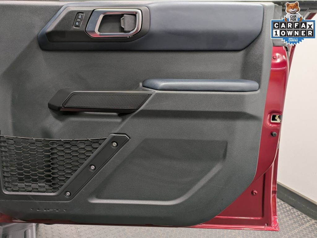 Certified 2025 Ford Bronco Heritage Edition AWD/4WD image 30