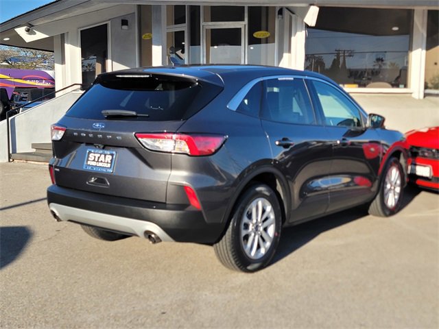 Certified 2020 Ford Escape SE image 3