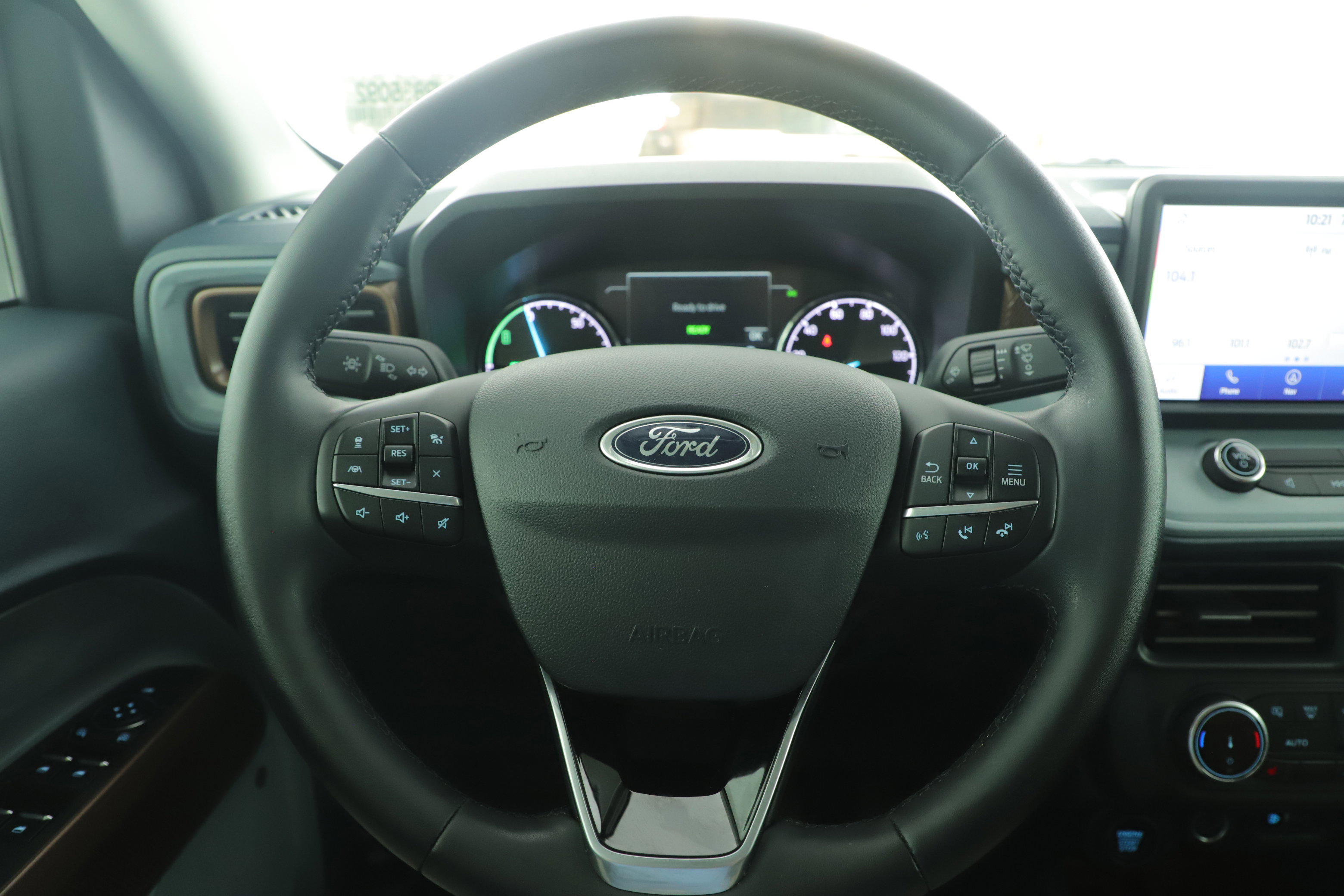 Certified 2024 Ford Maverick Lariat image 13