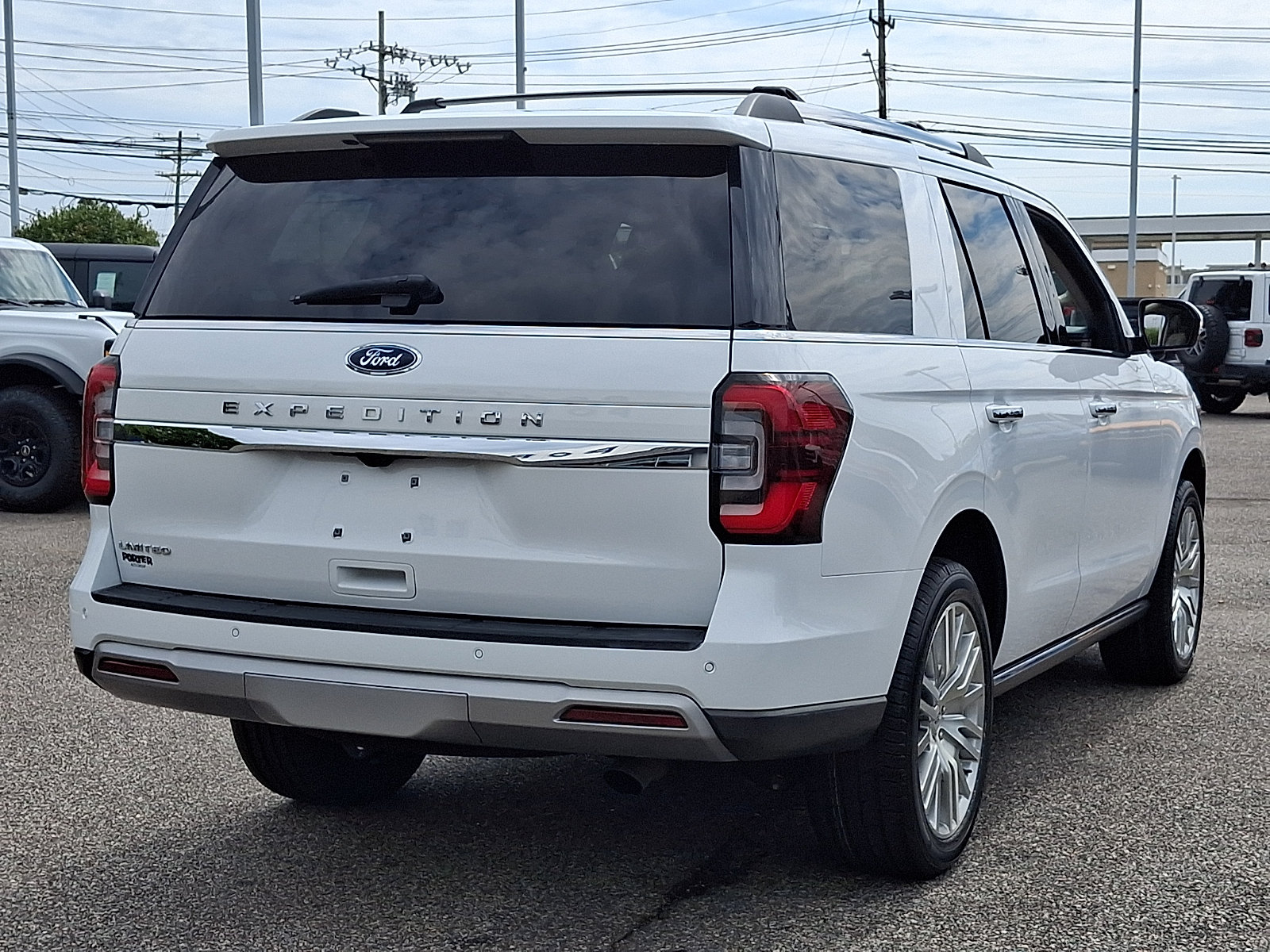 Certified 2023 Ford Expedition Limited AWD/4WD image 10