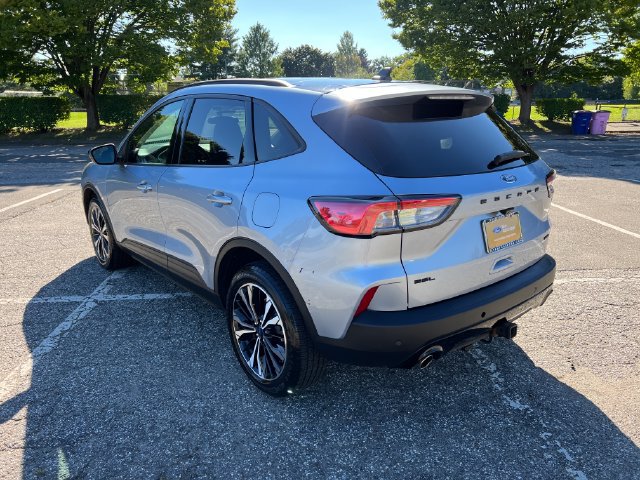 Certified 2022 Ford Escape SEL w/ SEL Stealth AWD Package image 7