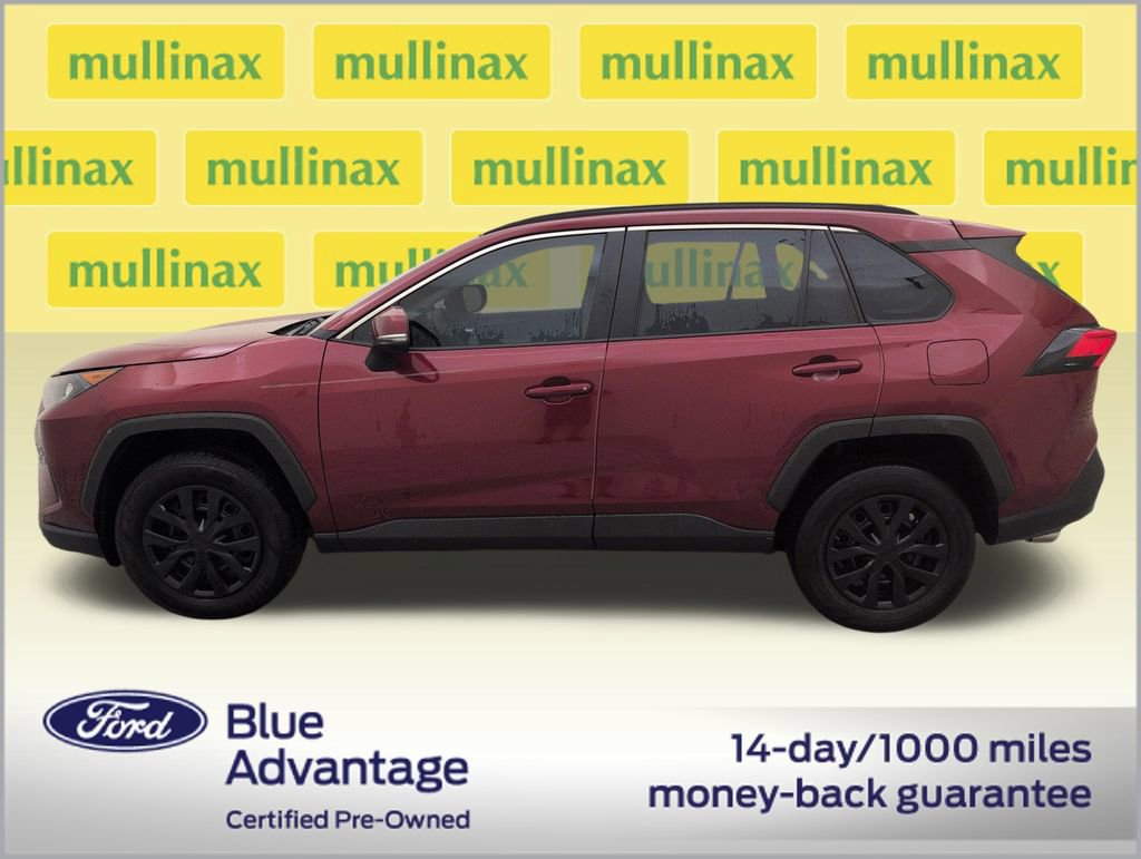 Used 2019 Toyota RAV4 LE AWD/4WD video 2