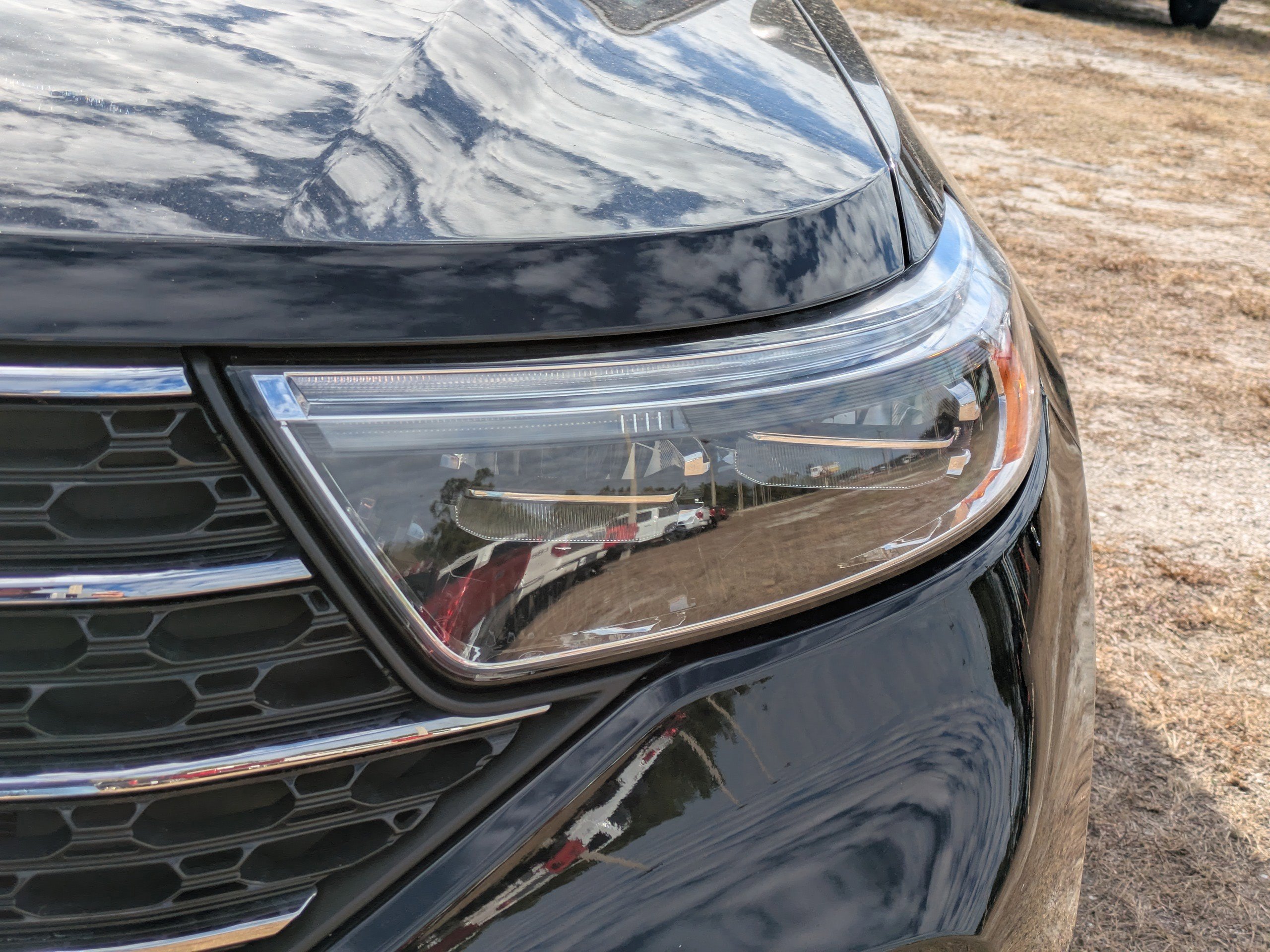 Certified 2024 Ford Explorer XLT AWD/4WD image 10
