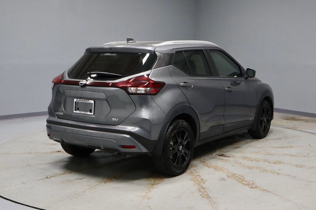 Used 2022 Nissan Kicks SV image 5