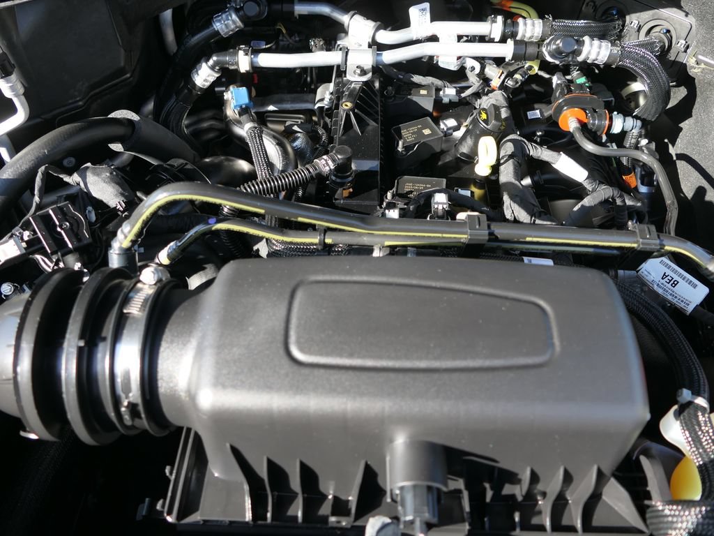 Certified 2024 Ford Explorer XLT w/ Equipment Group 202A RWD image 32
