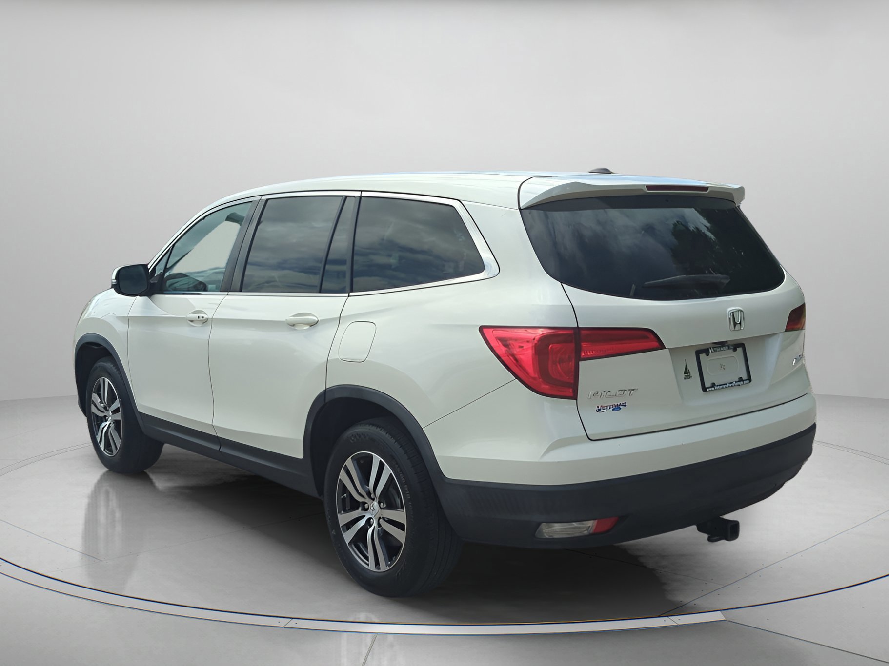 Used 2018 Honda Pilot EX-L image 18