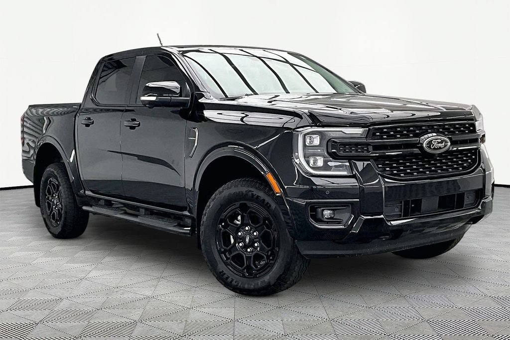 Certified 2025 Ford Ranger Lariat w/ Black Appearance Package AWD/4WD image 12