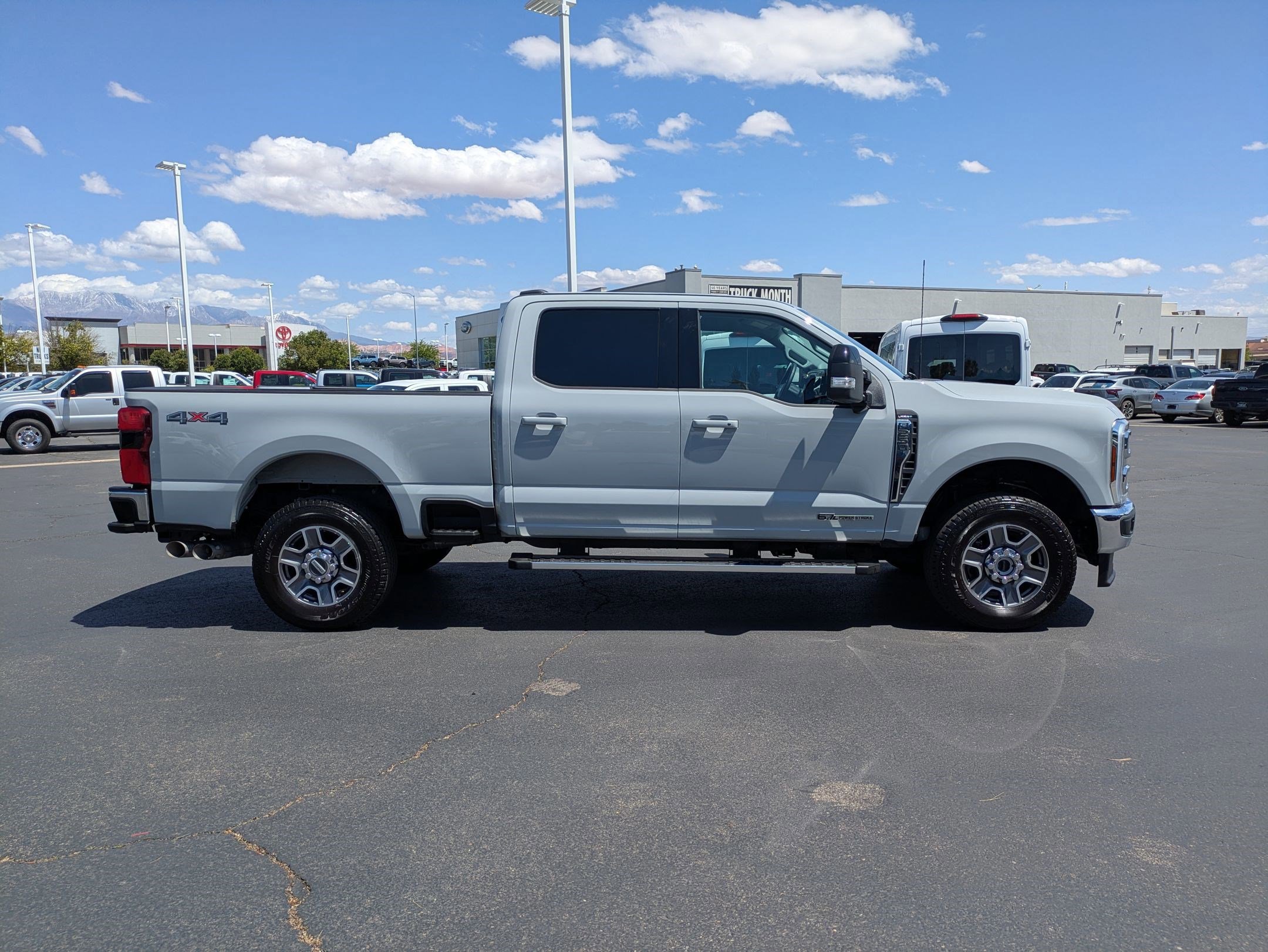 Certified 2025 Ford F250 Lariat AWD/4WD image 6