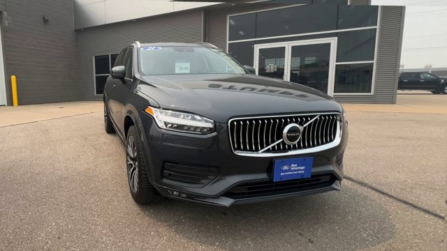 Used 2021 Volvo XC90 T6 Momentum AWD/4WD image 3