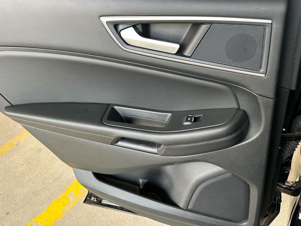Certified 2023 Ford Edge SEL w/ Convenience Package image 33