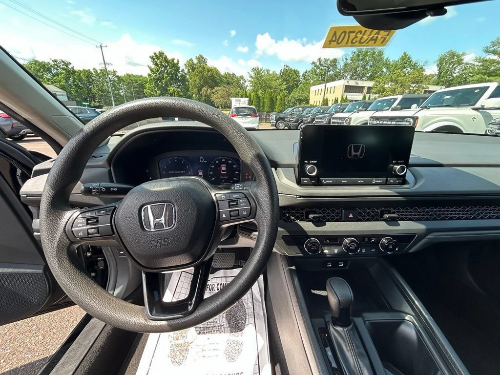 Used 2023 Honda Accord LX image 22