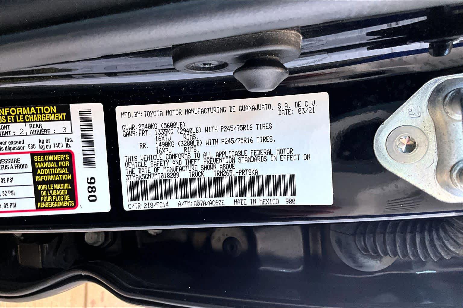 Used 2021 Toyota Tacoma SR5 RWD image 31