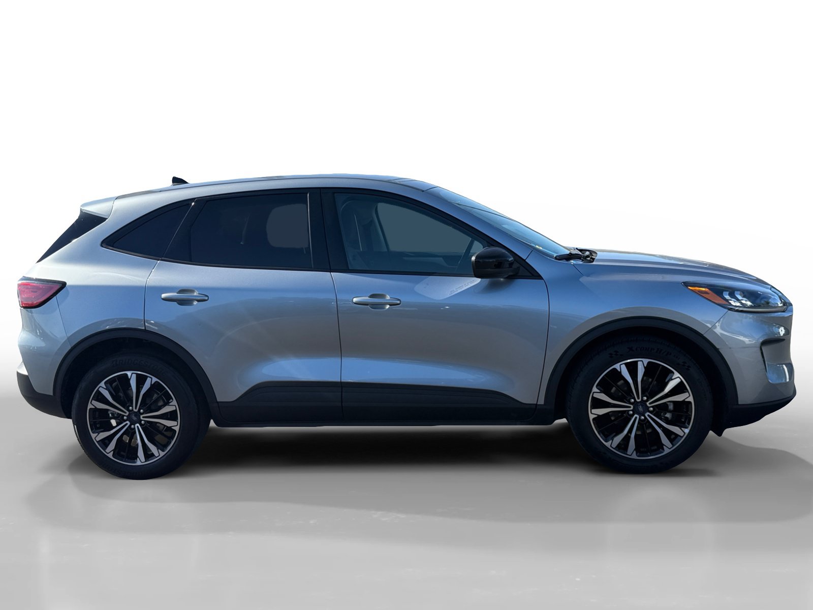 Certified 2022 Ford Escape SE w/ SE Sport Appearance Package FWD image 6