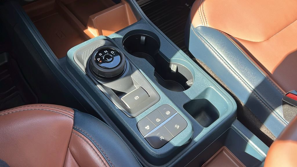 Certified 2022 Ford Maverick Lariat w/ Lariat Luxury Package AWD/4WD image 16