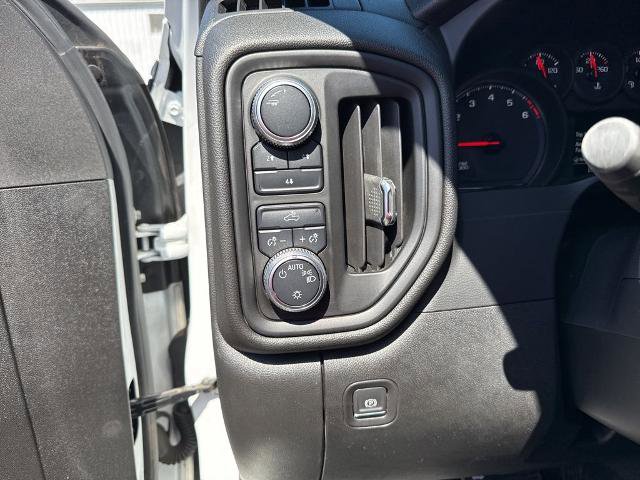 Used 2020 GMC Sierra 2500 4x4 Crew Cab w/ Convenience Package image 17