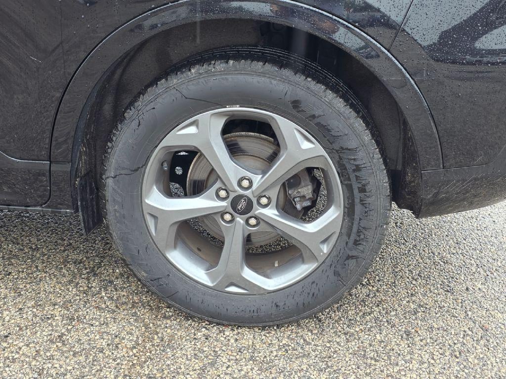 Certified 2024 Ford Escape ST-Line AWD/4WD image 13